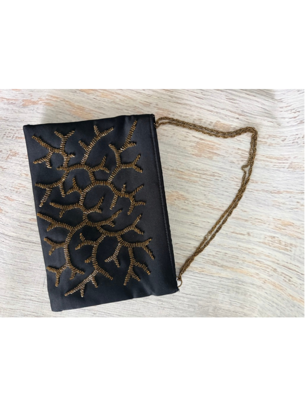 Women's La Regale Black Gold Beaded Hand Made Clutch One Size
